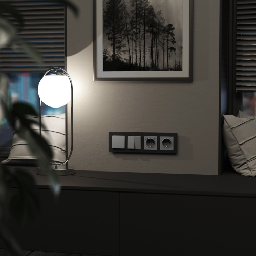 Рамка из стекла на 4 поста Senso черный soft-touch W0043108 фото 2