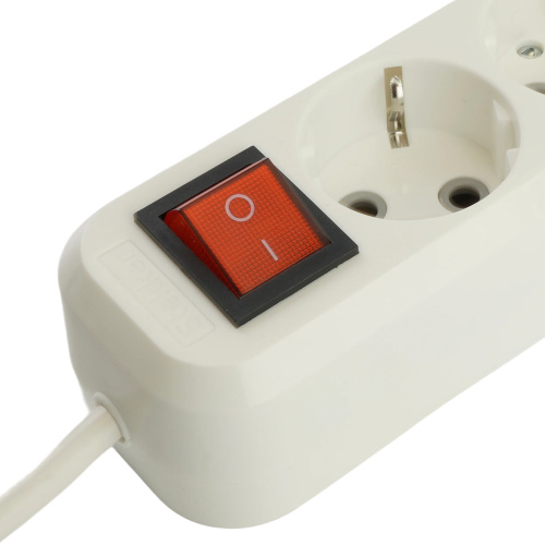 Удлинитель 4-местный с/з с выключ. STEKKER HM071-41-05 3x1мм2, 5м, 250В, 16А, 1USB+2C, 2.4A, сер Home, белый фото 7 Удлинитель 4-местный с/з с выключ. STEKKER HM071-41-05 3x1мм2, 5м, 250В, 16А, 1USB+2C, 2.4A, сер Home, белый фото 7