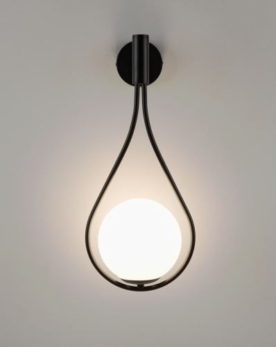 Светильник настенный Moderli V11574-1W Barocco фото 2