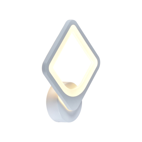 Настенный светильник Escada 10220/1 LED*18W White фото 3