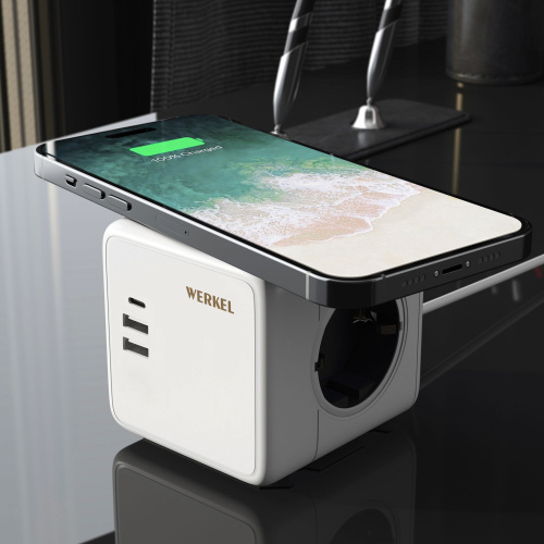 Розеточный блок 3-местный + 3×USB + беспроводная зарядка W6513501 фото 3 Розеточный блок 3-местный + 3×USB + беспроводная зарядка W6513501 фото 3