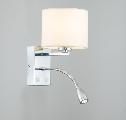 Настенный светильник Escada 552/A LED*1W+E27*60W Chrome/White фото 2 Настенный светильник Escada 552/A LED*1W+E27*60W Chrome/White фото 2
