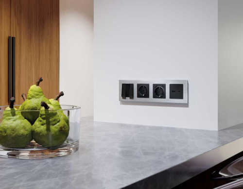 Лицевая панель розетки AMBRELLA VOLT AP8110 фото 3