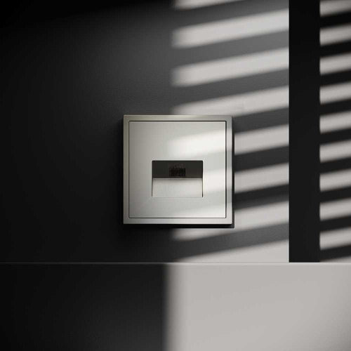 Розетка компьютерная встраиваемая Voltum S70 RJ45 кат.6, (шелк) VLS060104 фото 4 Розетка компьютерная встраиваемая Voltum S70 RJ45 кат.6, (шелк) VLS060104 фото 4