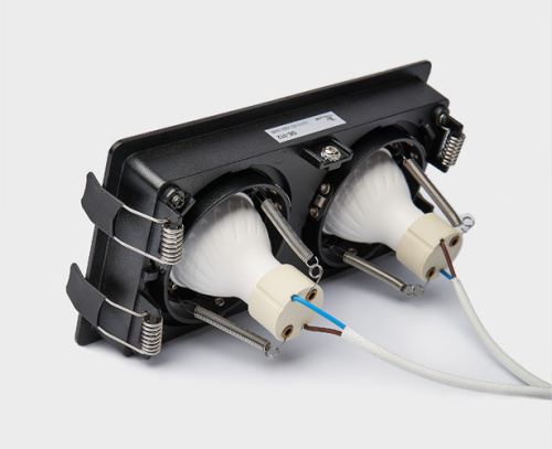 DE-312 black светильник встраиваемый поворотный фото 3