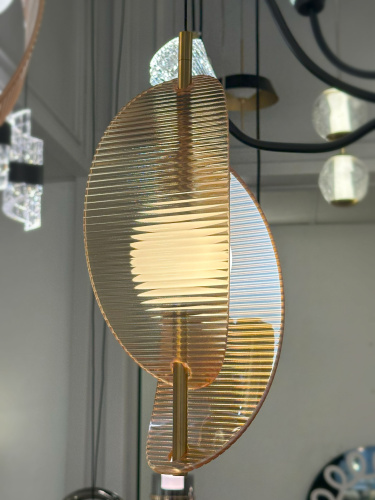 Подвесной светильник MD24030035-3A brass/amber фото 3 Подвесной светильник MD24030035-3A brass/amber фото 3