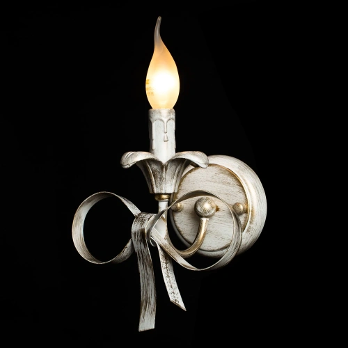 Бра Arte Lamp OLIVIA A1018AP-1GA фото 2 Бра Arte Lamp OLIVIA A1018AP-1GA фото 2
