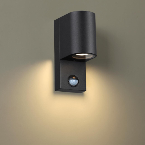 4390/1W HIGHTECH ODL23 000 черный/металл/пвх стойкий к УФ излучению Настенный светильник с датчиком движения IP44 LED GU10 14W MOTTO фото 3 4390/1W HIGHTECH ODL23 000 черный/металл/пвх стойкий к УФ излучению Настенный светильник с датчиком движения IP44 LED GU10 14W MOTTO фото 3
