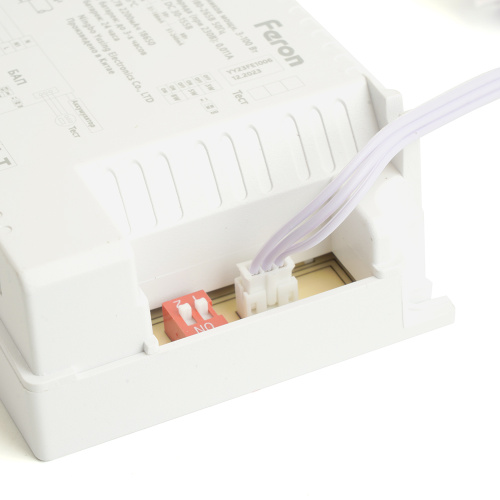 Блок аварийного питания для светильников Feron EK100 до 100W подключение "в разрыв" АКБ внутри корпуса фото 6 Блок аварийного питания для светильников Feron EK100 до 100W подключение "в разрыв" АКБ внутри корпуса фото 6