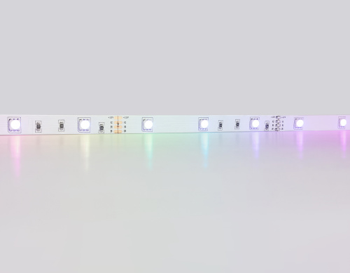 Комплект светодиодной ленты 12В 5050 30Led 7.2Вт/м Цветная RGB IP20 5м фото 2 Комплект светодиодной ленты 12В 5050 30Led 7.2Вт/м Цветная RGB IP20 5м фото 2