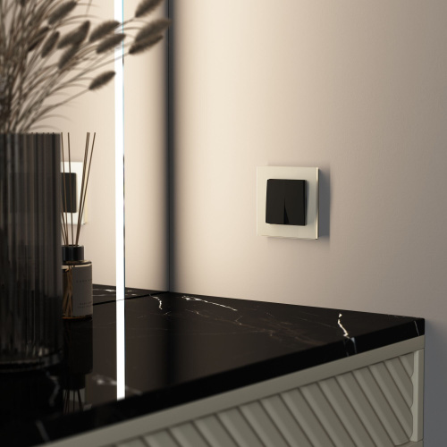 Рамка из стекла на 1 пост Senso шампань soft-touch W0013111 фото 4 Рамка из стекла на 1 пост Senso шампань soft-touch W0013111 фото 4