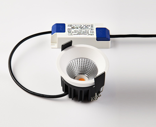 IT08-8035 white 3000K светильник встраиваемый влагозащищенный фото 7 IT08-8035 white 3000K светильник встраиваемый влагозащищенный фото 7