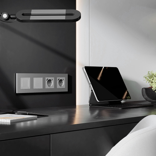 Рамка из поликарбоната на 4 поста Slab серебро софт W0042965 фото 3 Рамка из поликарбоната на 4 поста Slab серебро софт W0042965 фото 3