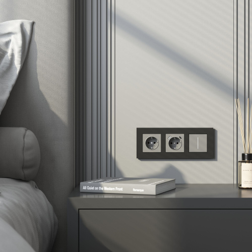 Рамка из поликарбоната на 3 поста Slab черный софт W0032908 фото 4 Рамка из поликарбоната на 3 поста Slab черный софт W0032908 фото 4