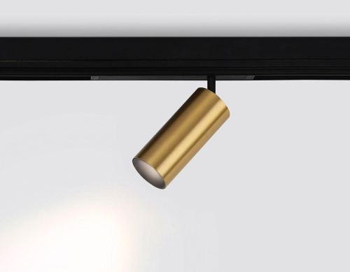 Трековый светодиодный светильник Ambrella Light Track System Magnetic 220V GL1233 фото 2