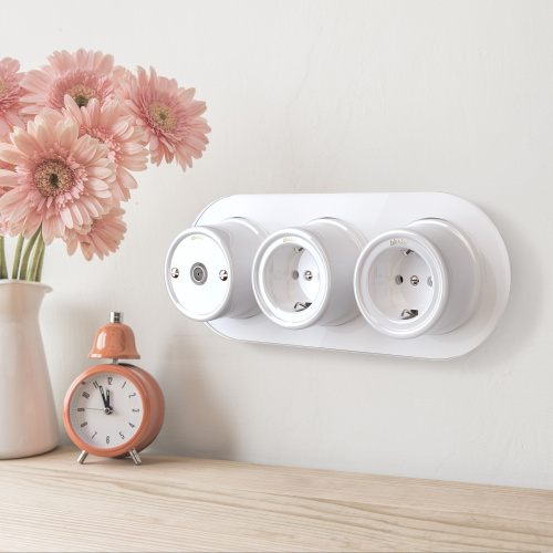 ТВ розетка белая ретро WL18-02-05 фото 2