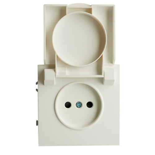 Розетка 1-местная с крышкой с защ. штор, STEKKER, б/з, IP42, 250В, 16А, серия Эмили, RST16-5113-01, белый фарфор, soft touch фото 10 Розетка 1-местная с крышкой с защ. штор, STEKKER, б/з, IP42, 250В, 16А, серия Эмили, RST16-5113-01, белый фарфор, soft touch фото 10