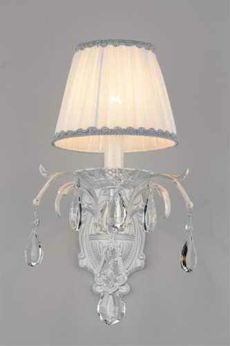 Светильник настенный (Бра) OML-60811-01 фото 6 Светильник настенный (Бра) OML-60811-01 фото 6