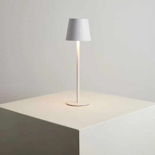 Уличный настольный светильник Arte Lamp FUYUE A1614LT-1WH фото 2 Уличный настольный светильник Arte Lamp FUYUE A1614LT-1WH фото 2