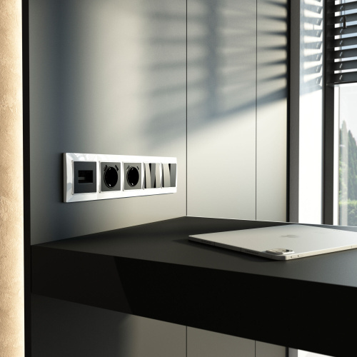 Рамка из поликарбоната на 5 постов Snabb Basic белый W0052001 фото 2 Рамка из поликарбоната на 5 постов Snabb Basic белый W0052001 фото 2