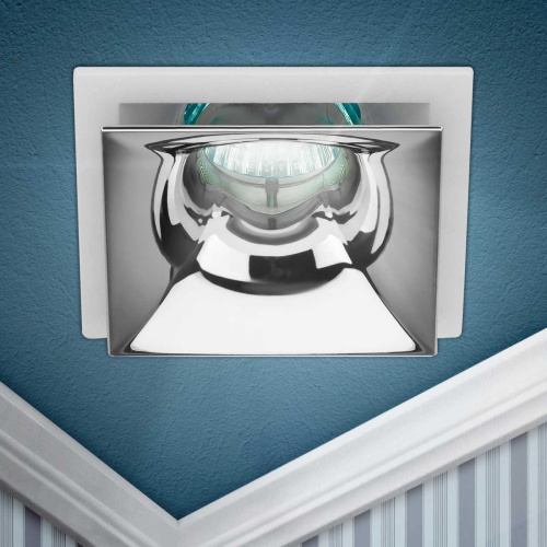 Светильник встраиваемый декоративный ЭРА KL102 WH/CH под лампу MR16 GU5.3 белый/хром Б0056354