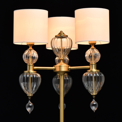 Торшер Chiaro Оделия 619041503 фото 5 Торшер Chiaro Оделия 619041503 фото 5