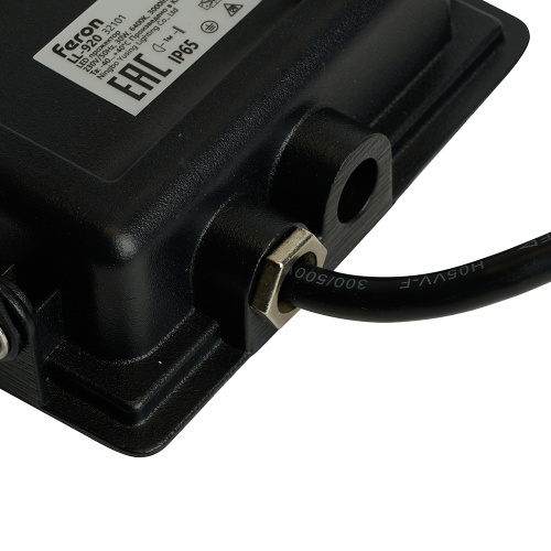 Светодиодный прожектор Feron LL-920 IP65 30W 6400K фото 4