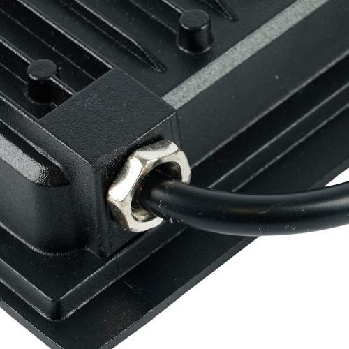 Светодиодный прожектор Feron LL-935 IP65 50W 6400K фото 2