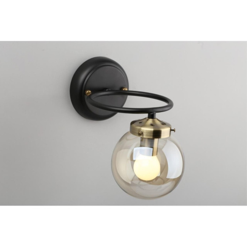 Светильник настенный (Бра) OML-94001-01 фото 6 Светильник настенный (Бра) OML-94001-01 фото 6