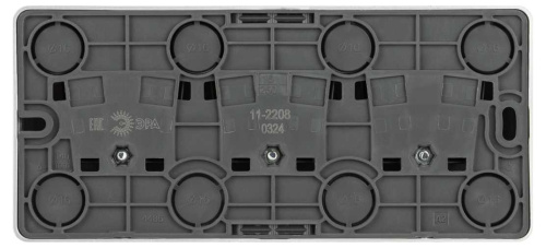 Розетка ЭРА Эксперт 11-2208-03 тройная с заземлением 3х2P+E Schuko IP20 16A-250В ОУ алюминий Б0063010 фото 3 Розетка ЭРА Эксперт 11-2208-03 тройная с заземлением 3х2P+E Schuko IP20 16A-250В ОУ алюминий Б0063010 фото 3