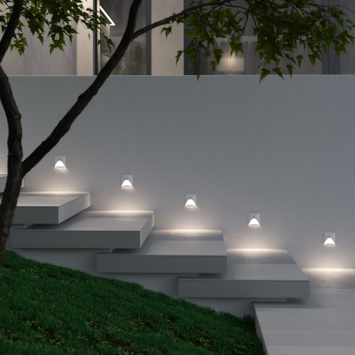 Подсветка для лестниц с датчиком движения 40158/LED фото 2 Подсветка для лестниц с датчиком движения 40158/LED фото 2