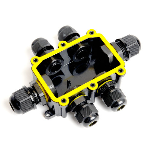 Коробка распределительная  LD526 водонепроницаемая на 6 выходов, 450V, 140х100х36, черный фото 5