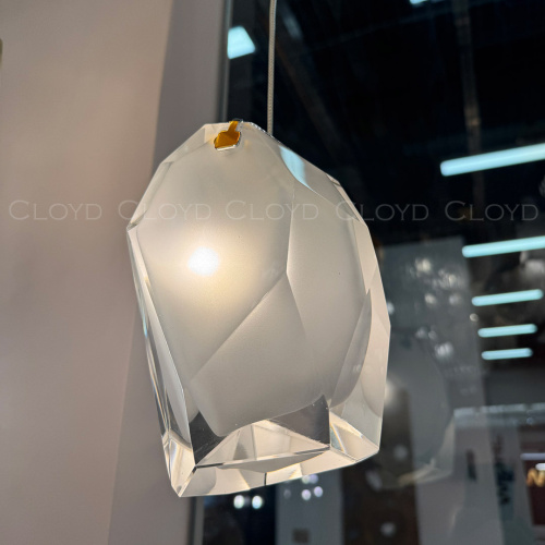 Подвесной светильник Cloyd VARELL P1 / шир. 20 см - хром - белое стекло (арт.11658) Подвесной светильник Cloyd VARELL P1 / шир. 20 см - хром - белое стекло (арт.11658)