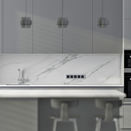 Рамка из поликарбоната на 5 постов Slab серебро софт W0052965 фото 2 Рамка из поликарбоната на 5 постов Slab серебро софт W0052965 фото 2