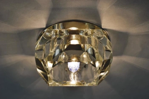 Точечный встраиваемый светильник Arte Lamp BRILLIANTS A8046PL-1CC Точечный встраиваемый светильник Arte Lamp BRILLIANTS A8046PL-1CC