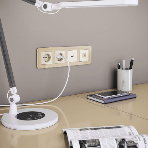 Рамка из стекла на 4 поста Elite айвори W0042443 фото 3