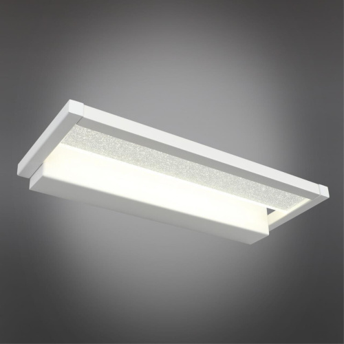 Светильник настенный (Бра) OML-09801-05 фото 8 Светильник настенный (Бра) OML-09801-05 фото 8