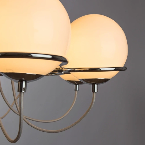Подвесная люстра Arte Lamp BERGAMO A2990LM-8CC фото 3