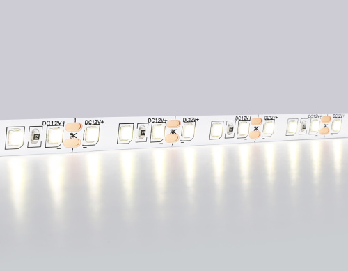 Светодиодная лента 12В 2835 120Led 9.6Вт/м 4500K IP20 5м фото 2