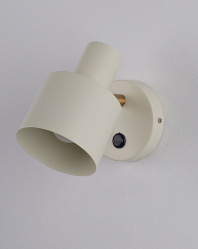 Светильник настенный Moderli V11272-1W Artis фото 7 Светильник настенный Moderli V11272-1W Artis фото 7