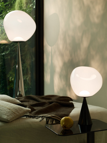 Настольная лампа Melt Cone Fat opal/black фото 2