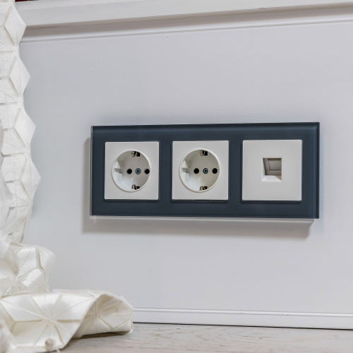 Розетка с заземлением (белая) W1171001 фото 11