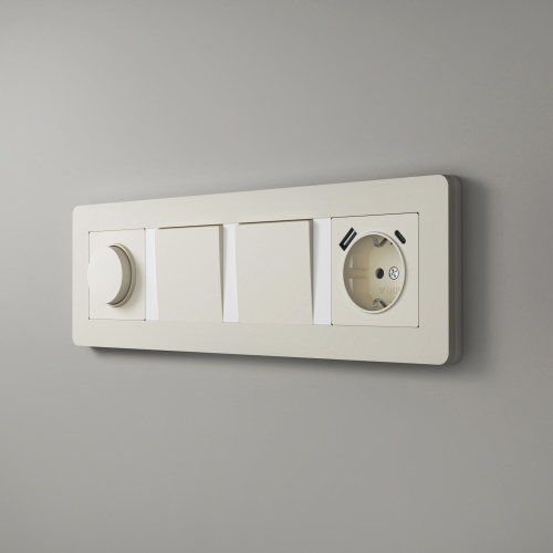 Рамка из поликарбоната на 4 поста Split айвори/белый, soft-touch W0043066 фото 4 Рамка из поликарбоната на 4 поста Split айвори/белый, soft-touch W0043066 фото 4