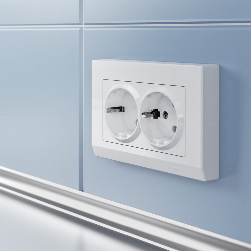 Рамка из поликарбоната для двойной розетки Stark белый W0081801 фото 3