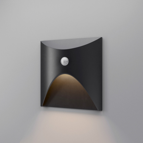 Подсветка для лестниц с датчиком движения 40158/LED фото 3 Подсветка для лестниц с датчиком движения 40158/LED фото 3