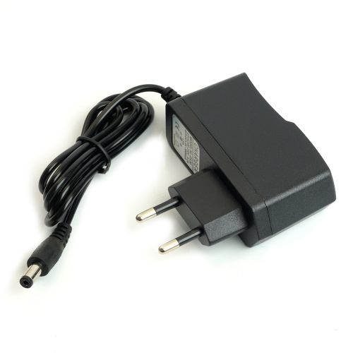 Светодиодный прожектор Feron LL-950 переносной с зарядным устройством IP66 30W 6400K фото 10