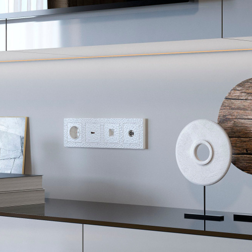 Накладка для розетки HDMI (Hammer белый) W1296001 фото 3 Накладка для розетки HDMI (Hammer белый) W1296001 фото 3