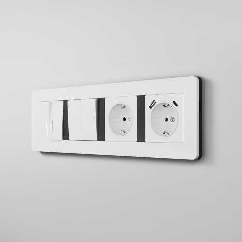 Рамка из поликарбоната на 4 поста Split белый/черный, soft-touch W0043068 фото 2 Рамка из поликарбоната на 4 поста Split белый/черный, soft-touch W0043068 фото 2