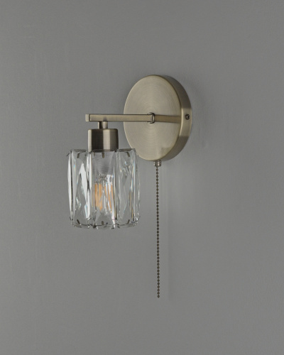 Светильник настенный Moderli V11710-1W Prismique фото 7 Светильник настенный Moderli V11710-1W Prismique фото 7