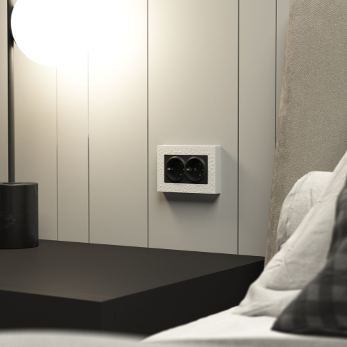 Рамка из поликарбоната для двойной розетки Hammer белый W0082401 фото 2 Рамка из поликарбоната для двойной розетки Hammer белый W0082401 фото 2